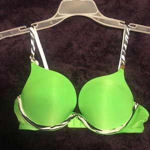 Victoria’s Secret Very Sexy Push Up Bra